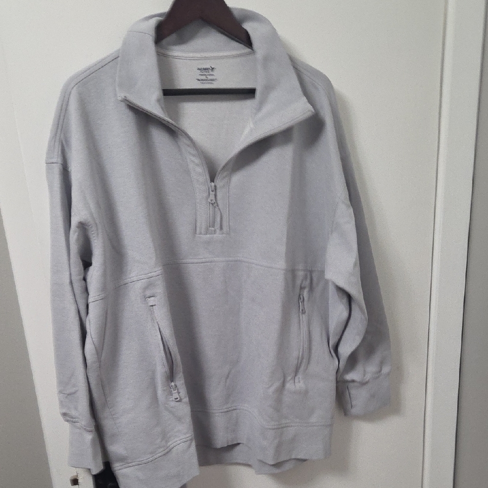 Old Navy Active Oversized Dynamic Fleece Sweatshirt